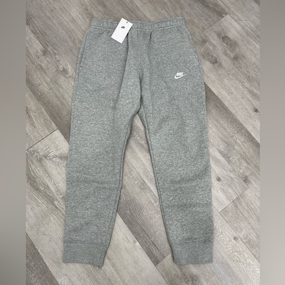 Nike Sportswear Club Fleece Jogger Sweatpant BV2671-063 Gray Men Size Large - Picture 1 of 2